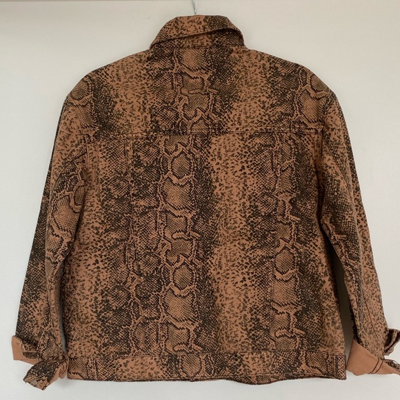 Free People Jacket Snake Print Trucker Denim Jean Jacket Size Extra Small - Picture 6 of 12